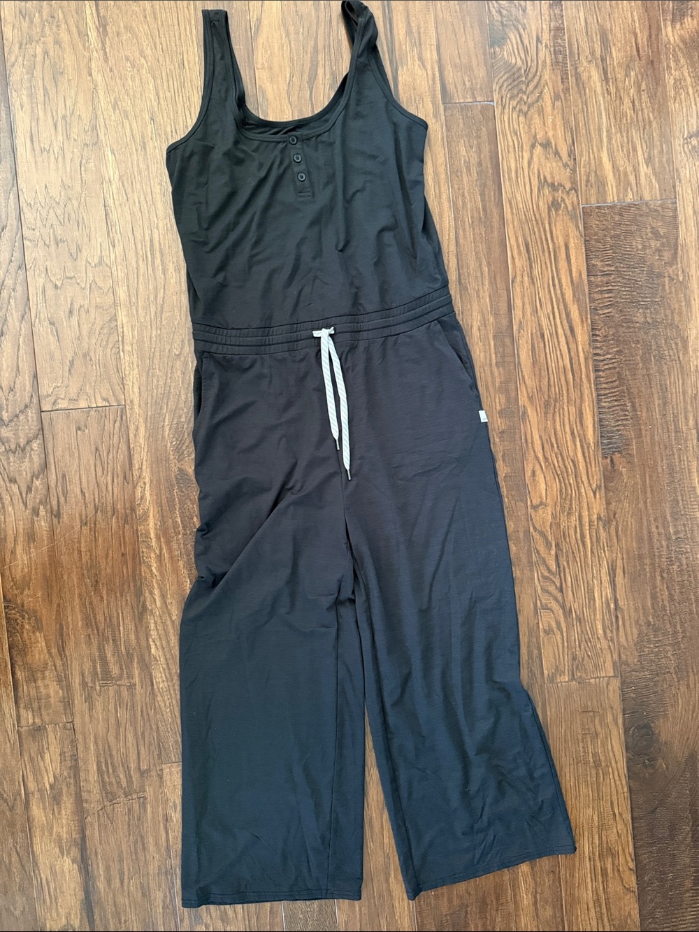 Vuori Black Women's Wide-Leg Jumpsuit with Drawstring